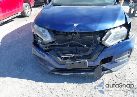 2017 Nissan Rogue S z USA, uszkodzony, nr VIN 5N1AT2MVXHC772802